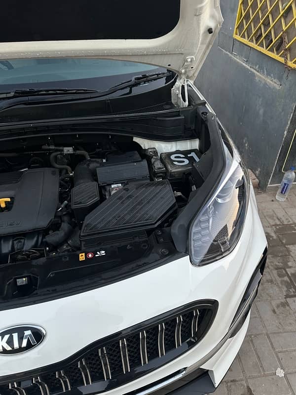 KIA Sportage 2022 FWD 7