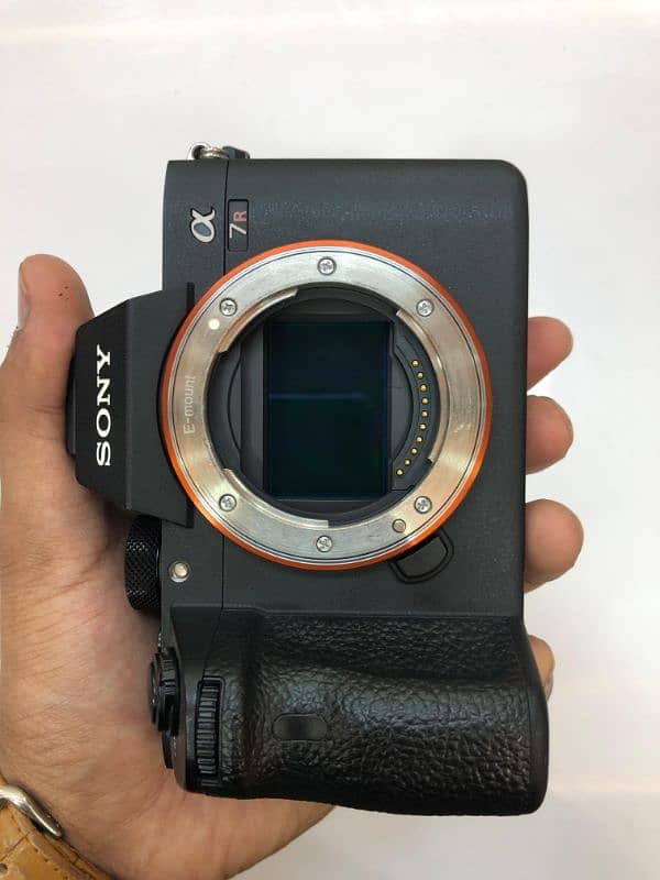 Sony A7Riii Body with Complete Box 10p% Original Battery 6