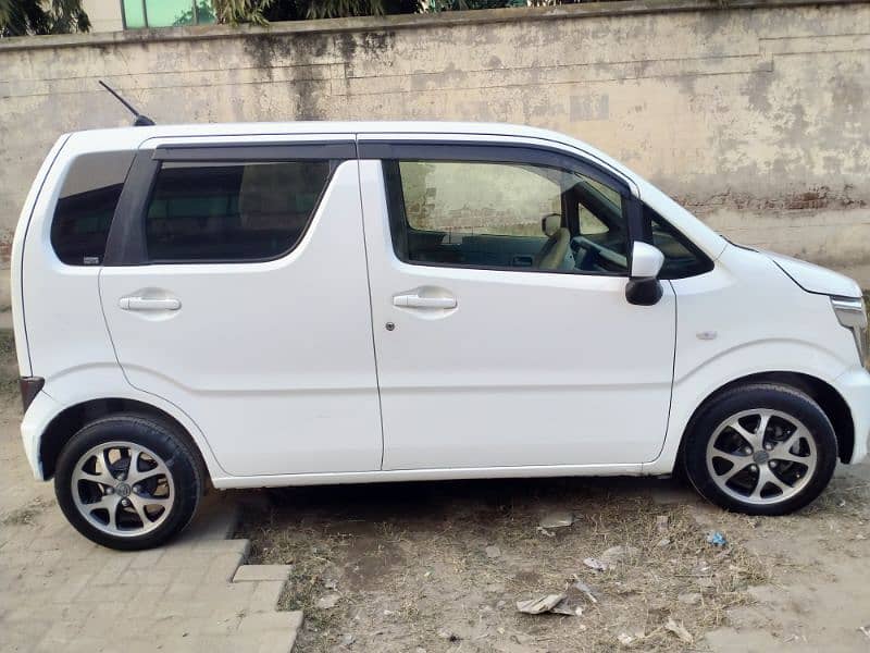 Suzuki Wagon R 2017 7