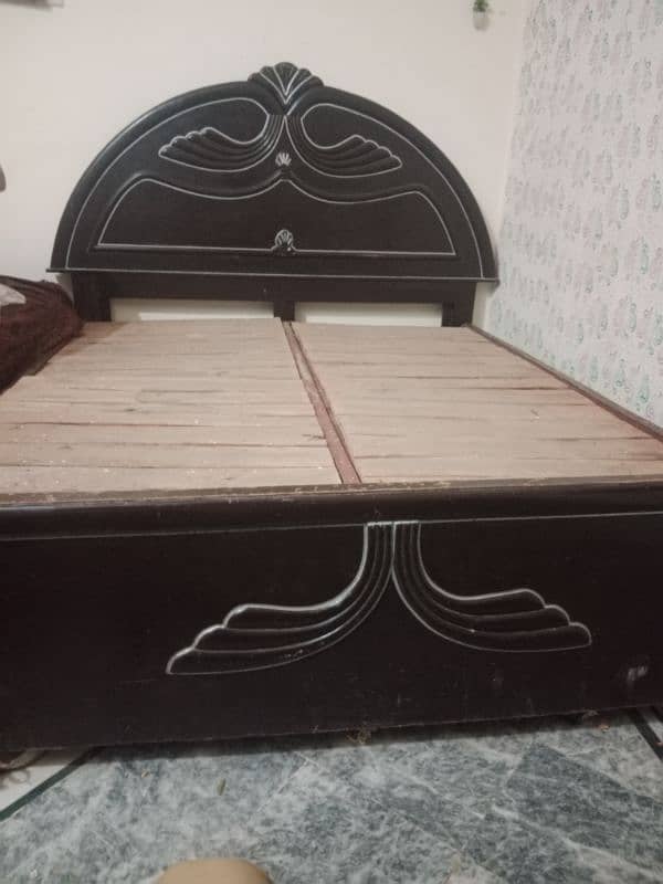 double wooden bed 2