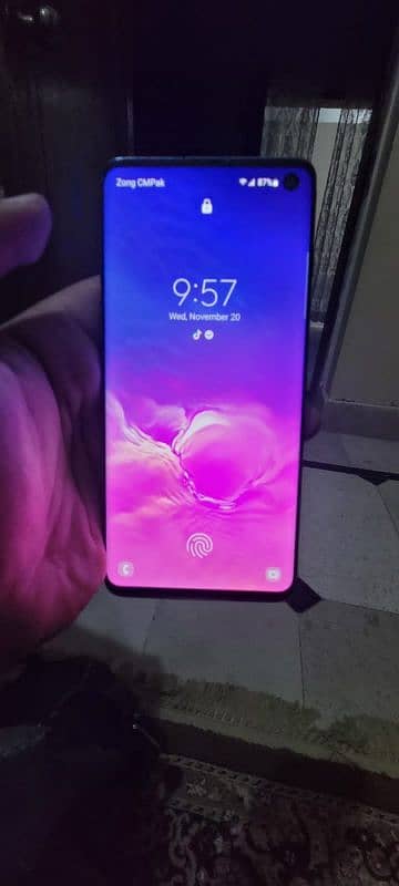 Samsung  Galaxy S10 1