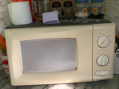 Dawlance microwave oven