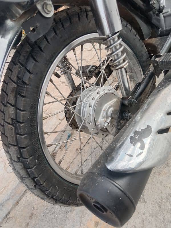 road prince 125 in good condition and modified 8