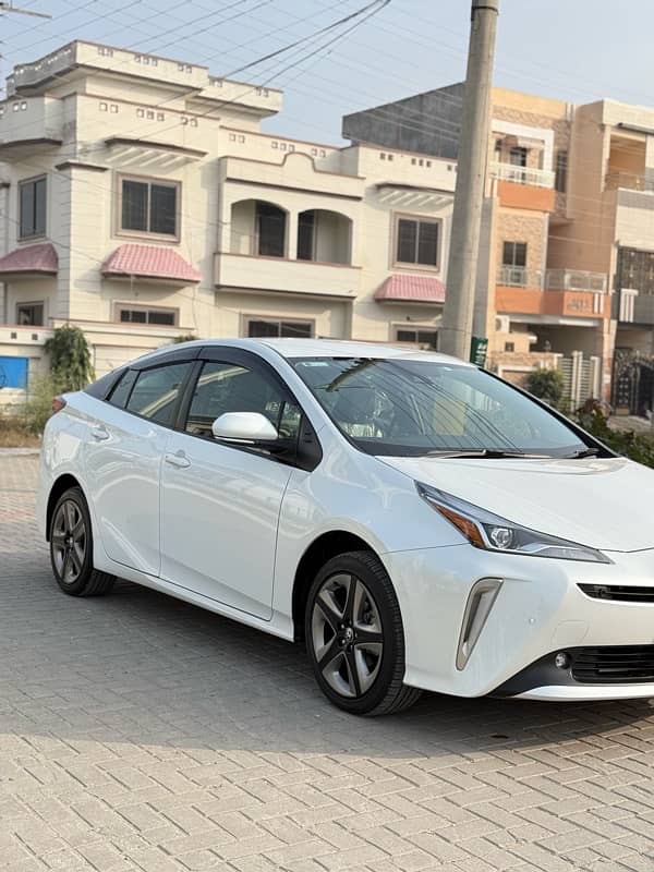 Toyota Prius 2020 7