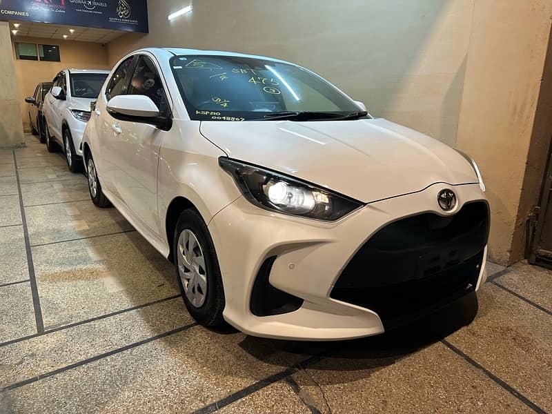 Toyota Yaris 2022 4.5 Grade  Nwgn Passo   2021 2022 2023 swift cultus 0