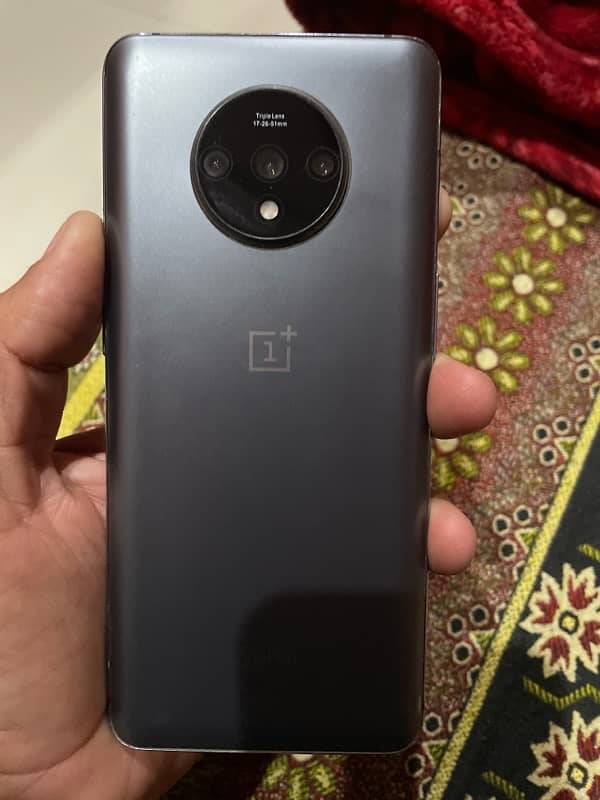 oneplus 7t 8/128 dual sim 10/9 condition approved READ ADD 2