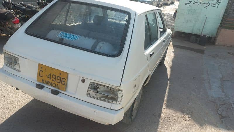 Toyota Starlet 1982 3