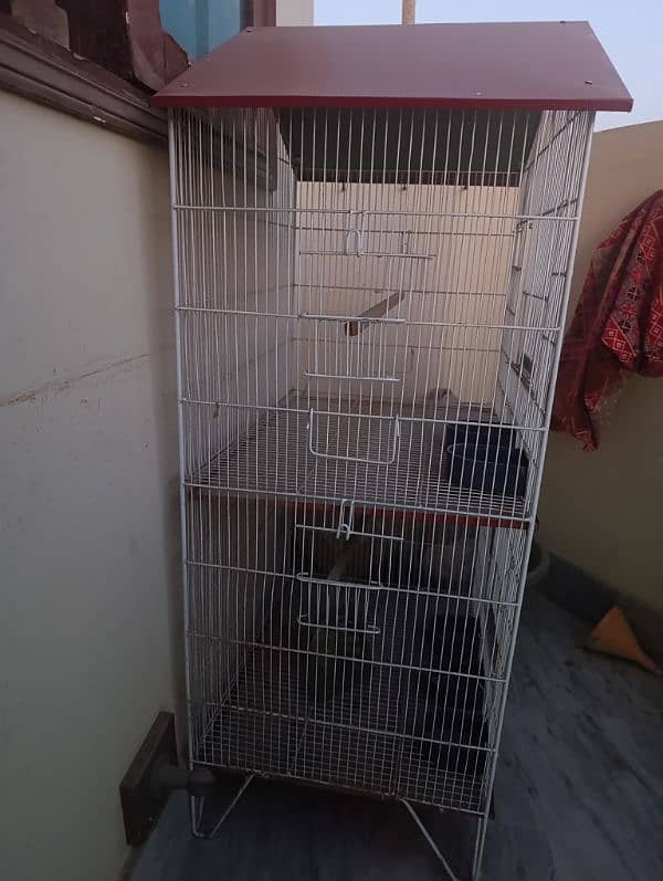 iron cage in excellent condition 3