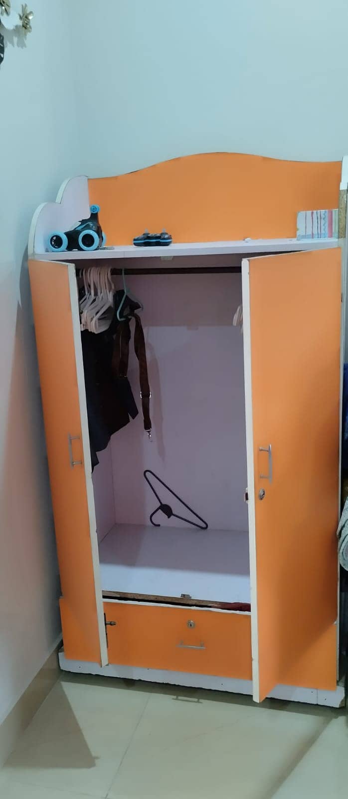 Kid's Cupboard / Wardrobe 1