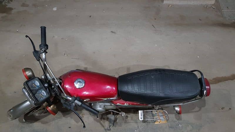 125cg model 2017 in  good condition 2