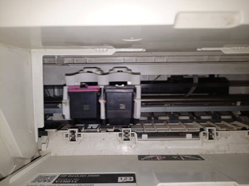 HP DeskJet 2600 All in One printer 4