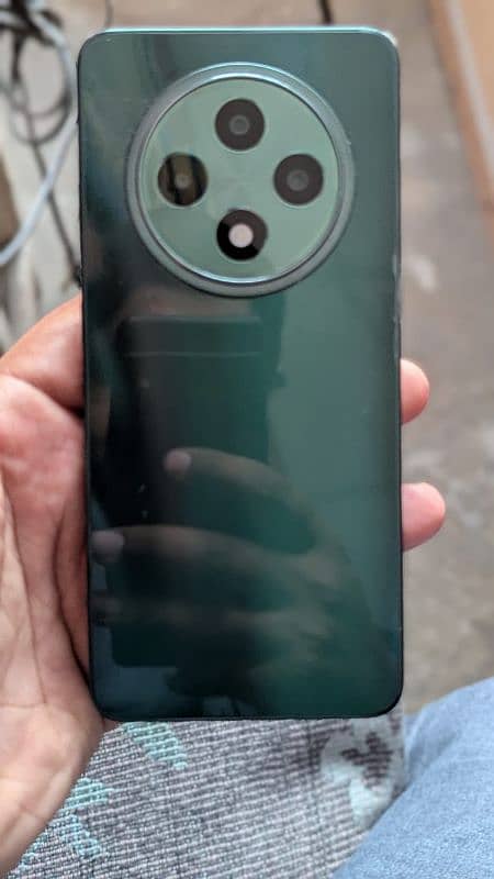 Oppo reno 12f  8/256 0