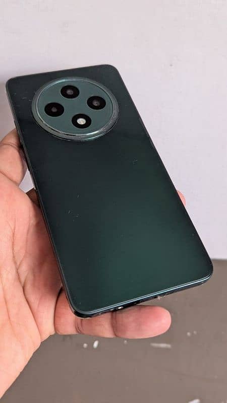 Oppo reno 12f  8/256 1