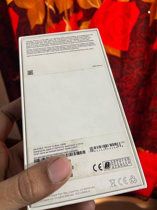 I Phone 12 factory unlock 128GB Blue 7