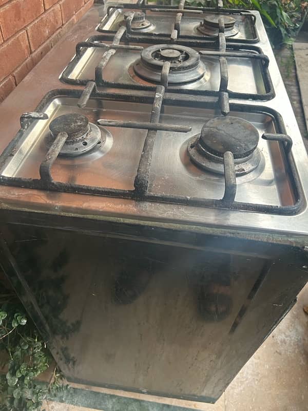 Gas Stove 5 Burner and Oven 1