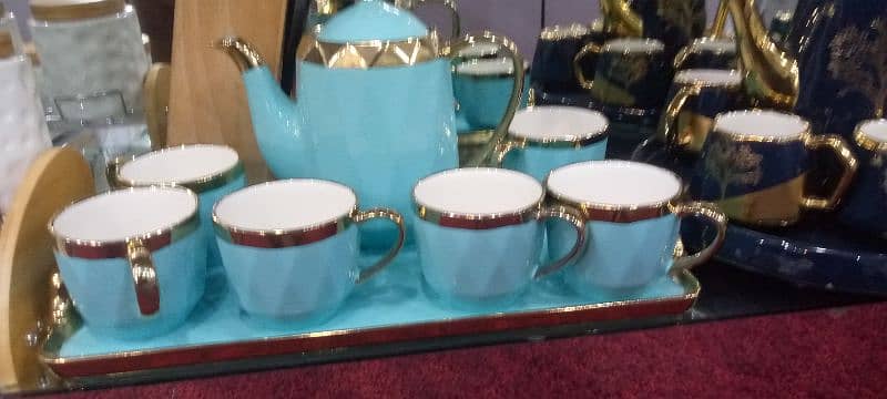 Golden tea set 6 cups and dish 7 pice made in china available 0