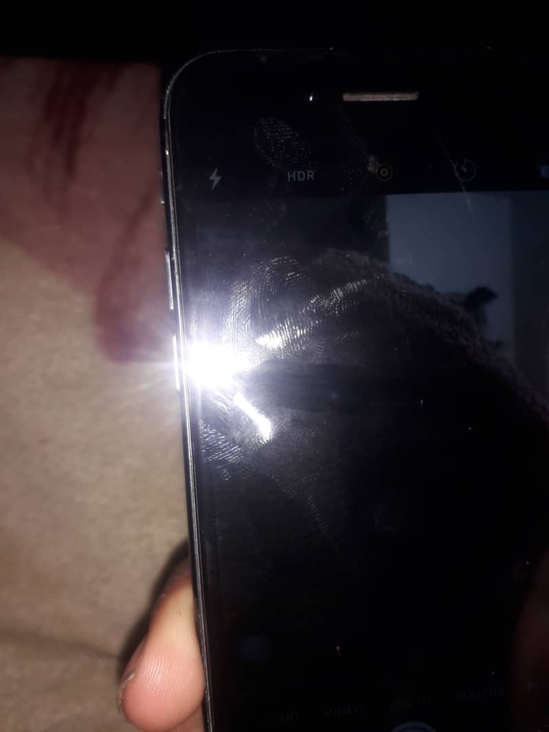 urgent sale 7 iPhone 1