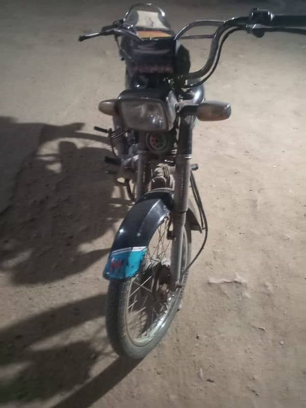 Honda CD 70 model 2021 1st owner karachi number 0