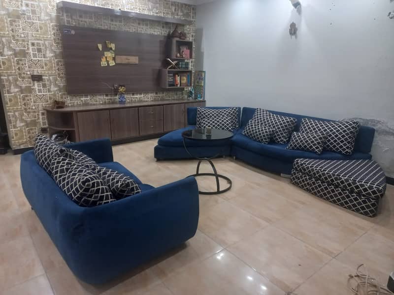 7 seater sofa set, living room sofa, branded sofa from Dubai 0