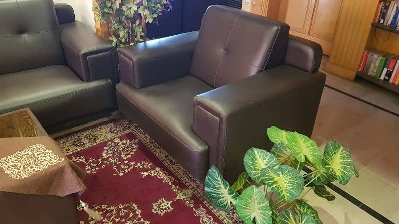 5 Seater Sofa Set Leather made 3