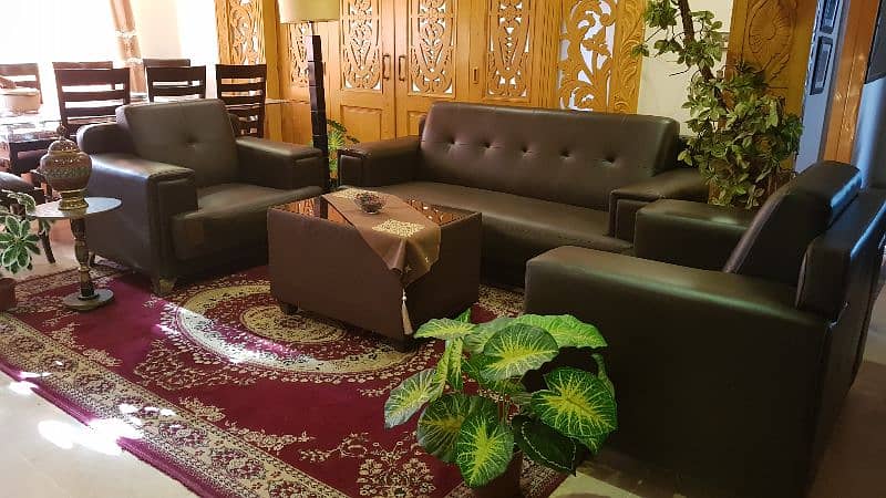 5 Seater Sofa Set Leather made 5