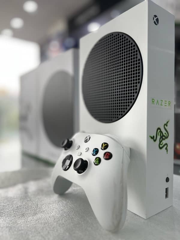 Xbox S Series 512GB COMPLETE BOX JAILBREAK 2