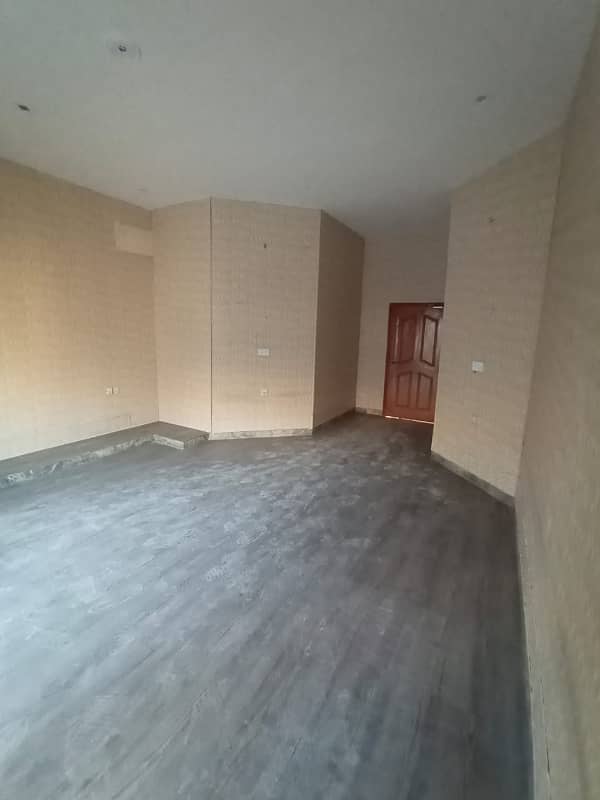 1 Kanal Independent House For Rent 0