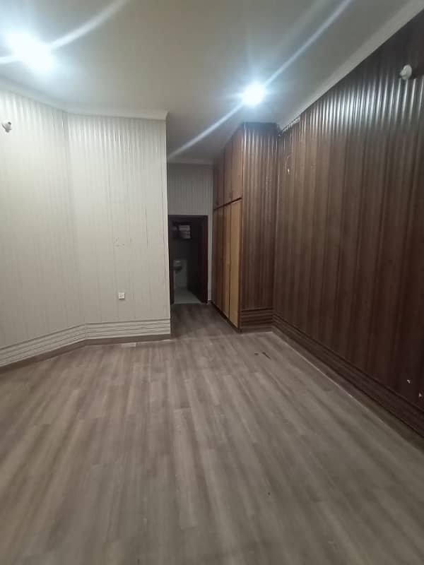 1 Kanal Independent House For Rent 3