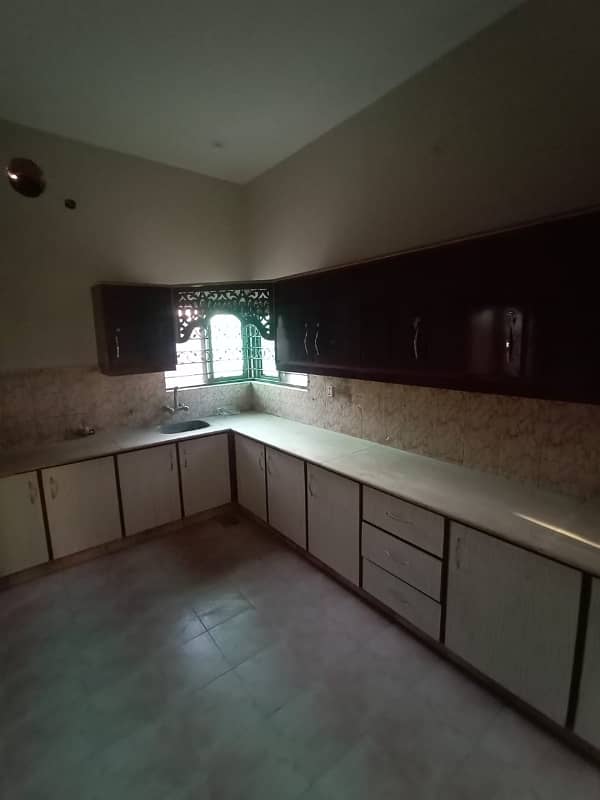 1 Kanal Independent House For Rent 4