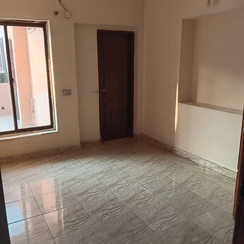 5 MARLA GOOD LOCATION HOUSE AVAILABLE FOR SALE IN WAPDA TOWN 1