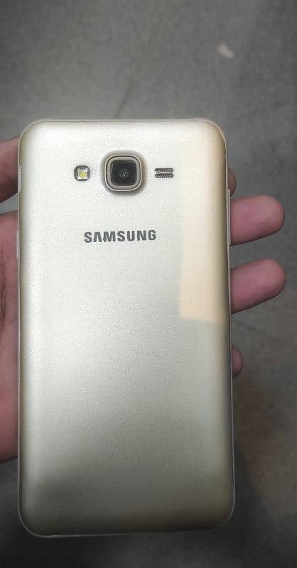 Samsung J7 0