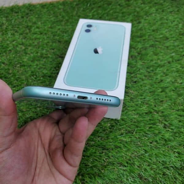 iPhone 11 PTa approved h 03262134833 1