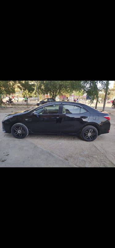 Toyota Corolla Altis 2018 3