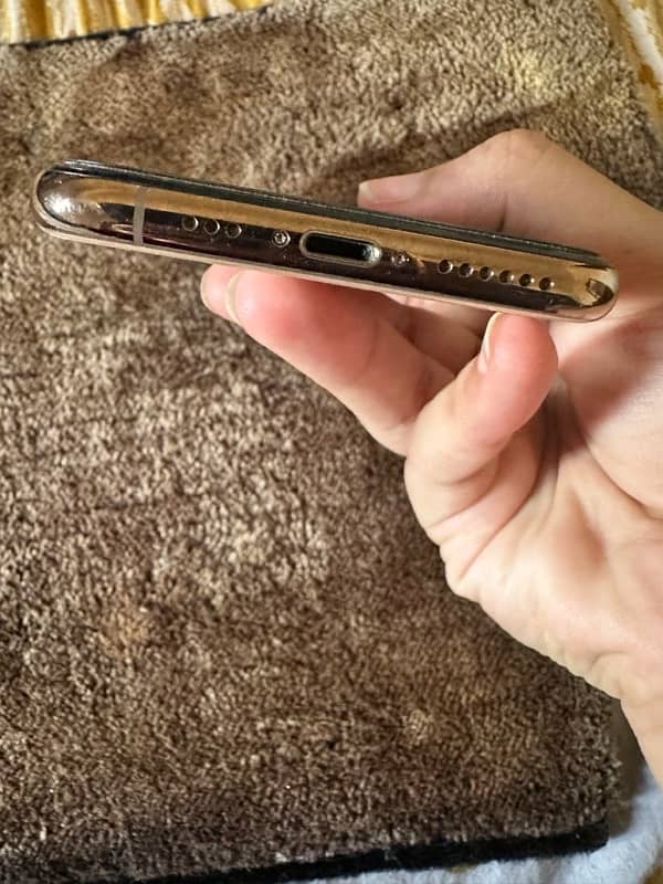 iphone Xs Non PTA 4