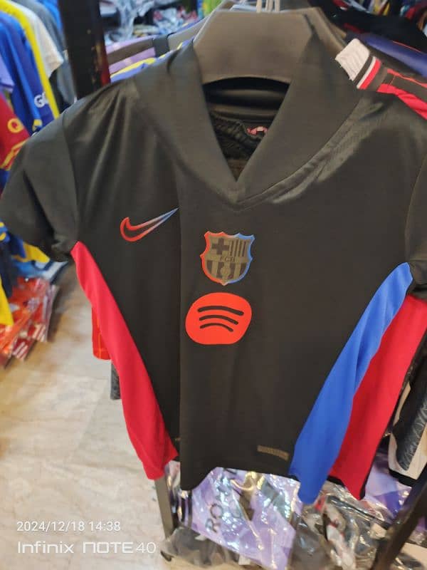 football fine quality KIT all club available & all size kid's &men's 15