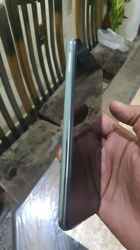 vivo y17 (8/256) home used phone lush condition 5