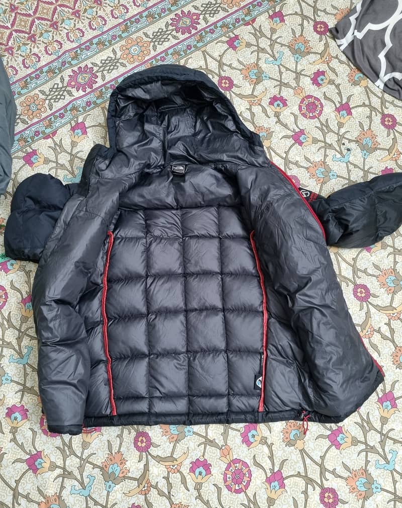 The North Face Summit Series Duck Down Feather Jacket Sleeveless Vest 3