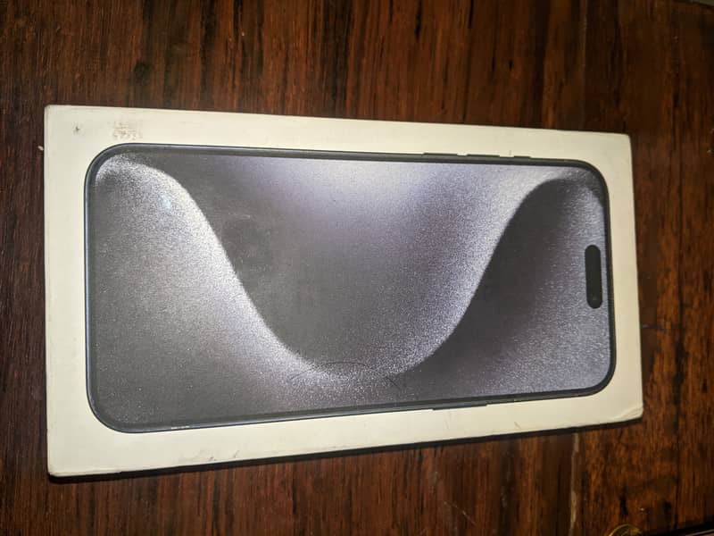 Apple iPhone 15 Pro Max 256gb JV with Box 2