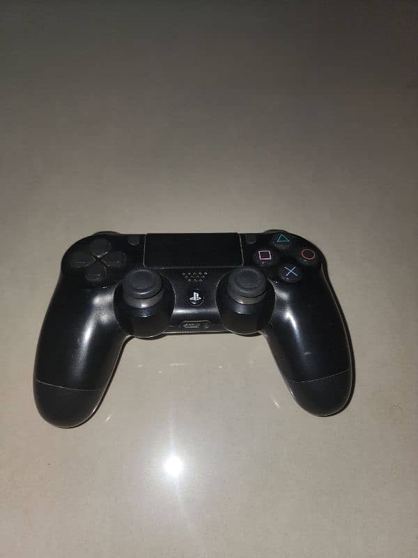 New, original ps4 controller 0