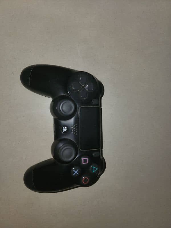 New, original ps4 controller 1