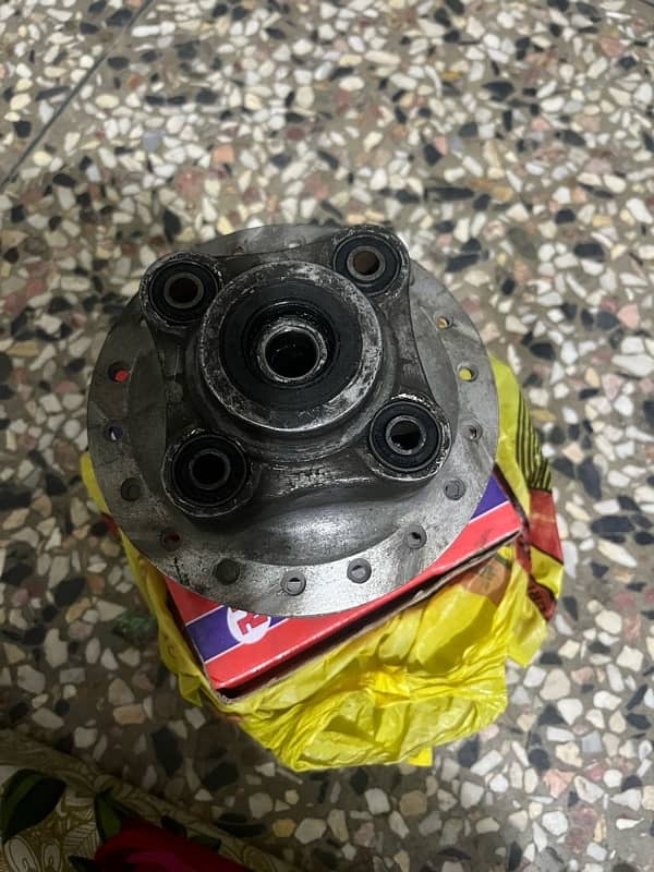 Honda CG125 Genuine Rear Hub All Okay 0