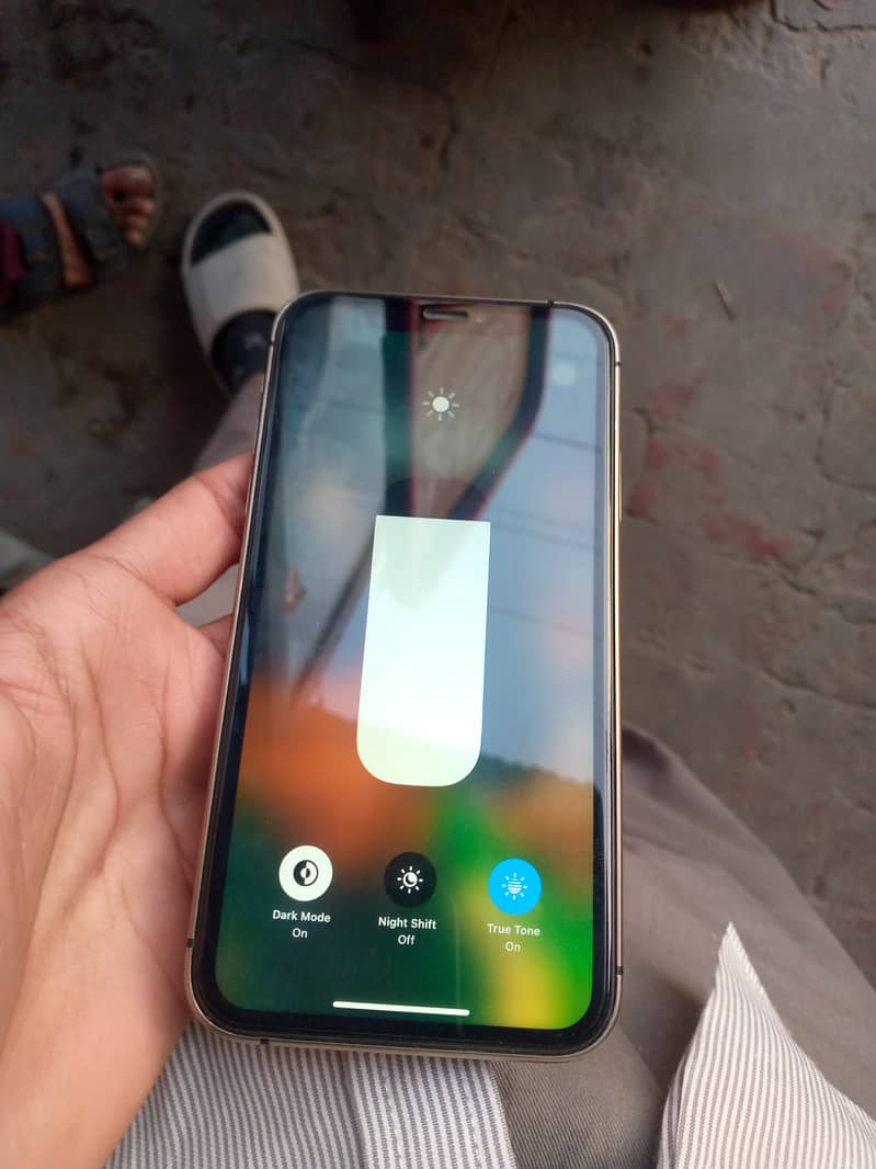 Iphone XR converted in into 15 pro max 1