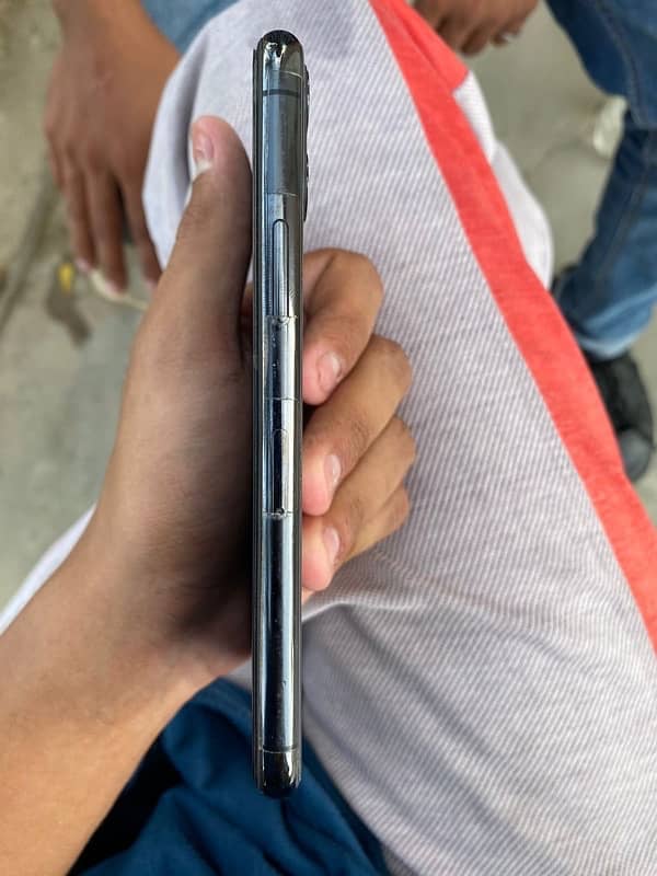 Iphone 11 pro 256gb factory unlocked 1