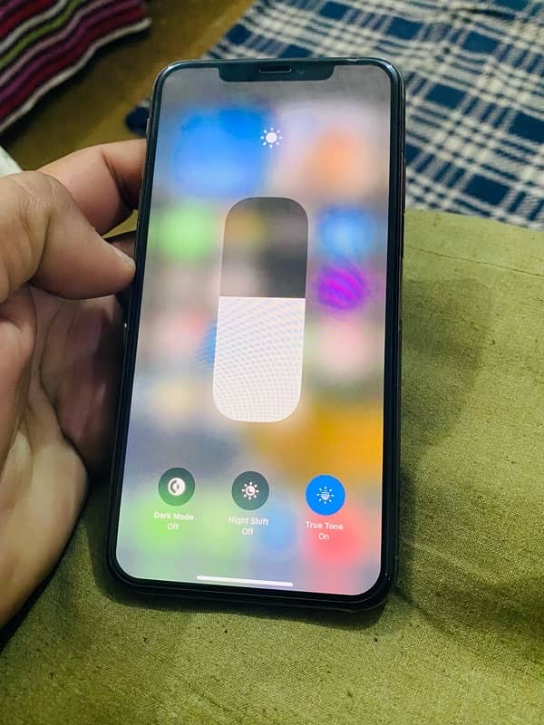 iphone xs max 3