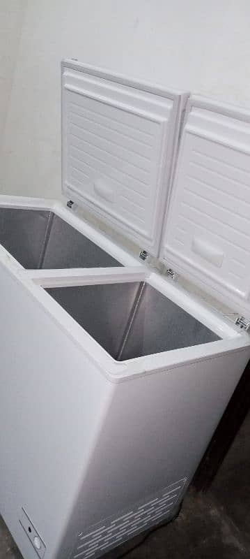 Abhi new freezer double door wala 85000. hazar ka hai 0