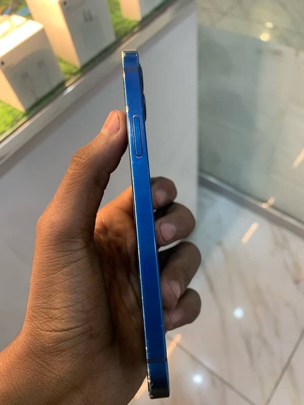 I phone 12 64 GB factory unlock condition thori raf Han 1