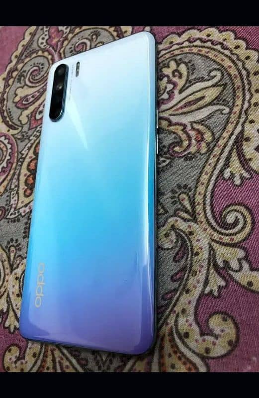 oppo f15 1