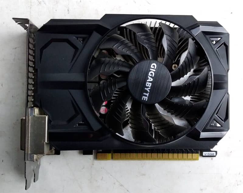 Gigabyte Radeon R7 360 2GB GDDR5 Video Graphics Card (Excellent) 0