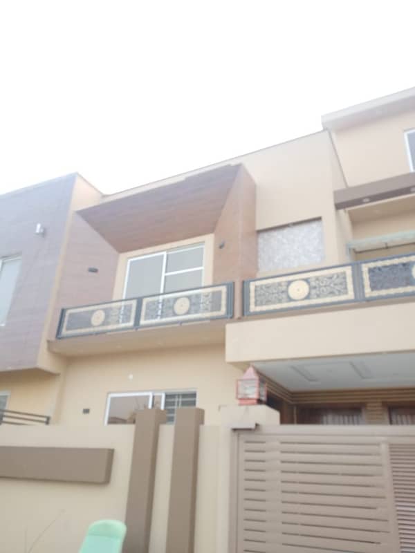 BRAND NEW DOUBLE STOREY HOUSE AVAILABLE FOR SALE IN MEDIA SOCIETY 0