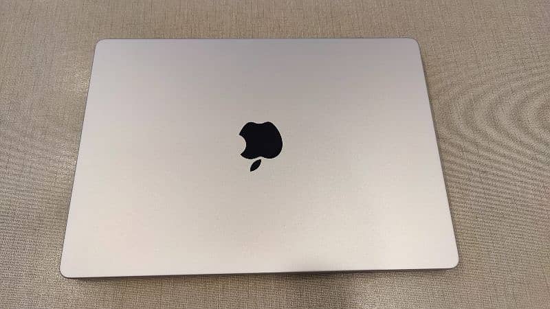 MacBook Pro M1 2021 14 inch 2